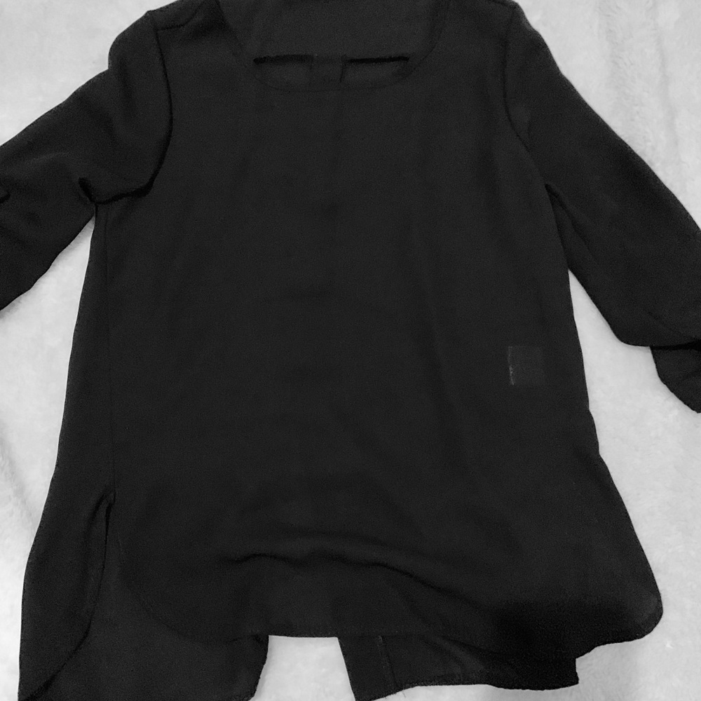 Flowy black shirt
